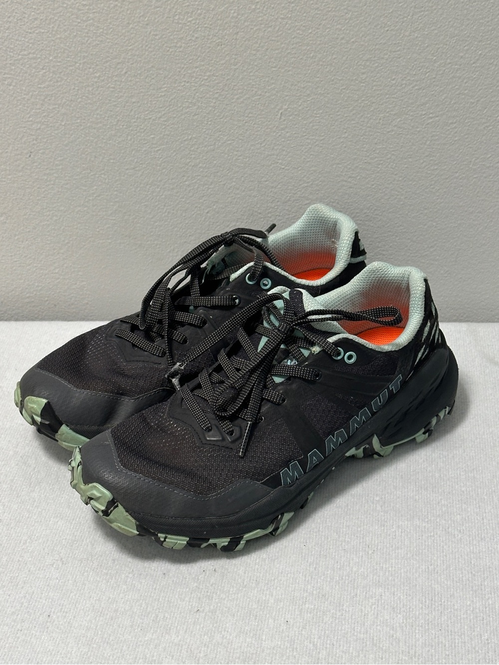 Mammut Womens Sertig II Low GTX Waterproof Hiking Shoes Used Sz 7